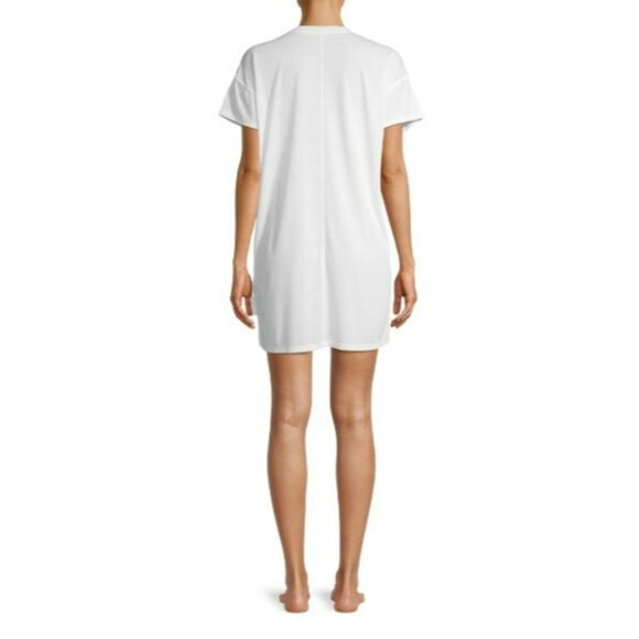 NWT FRIENDS Graphic Print Sleepshirt Women’s XS Short Sleeve Crew Neck Classic - Picture 3 of 3